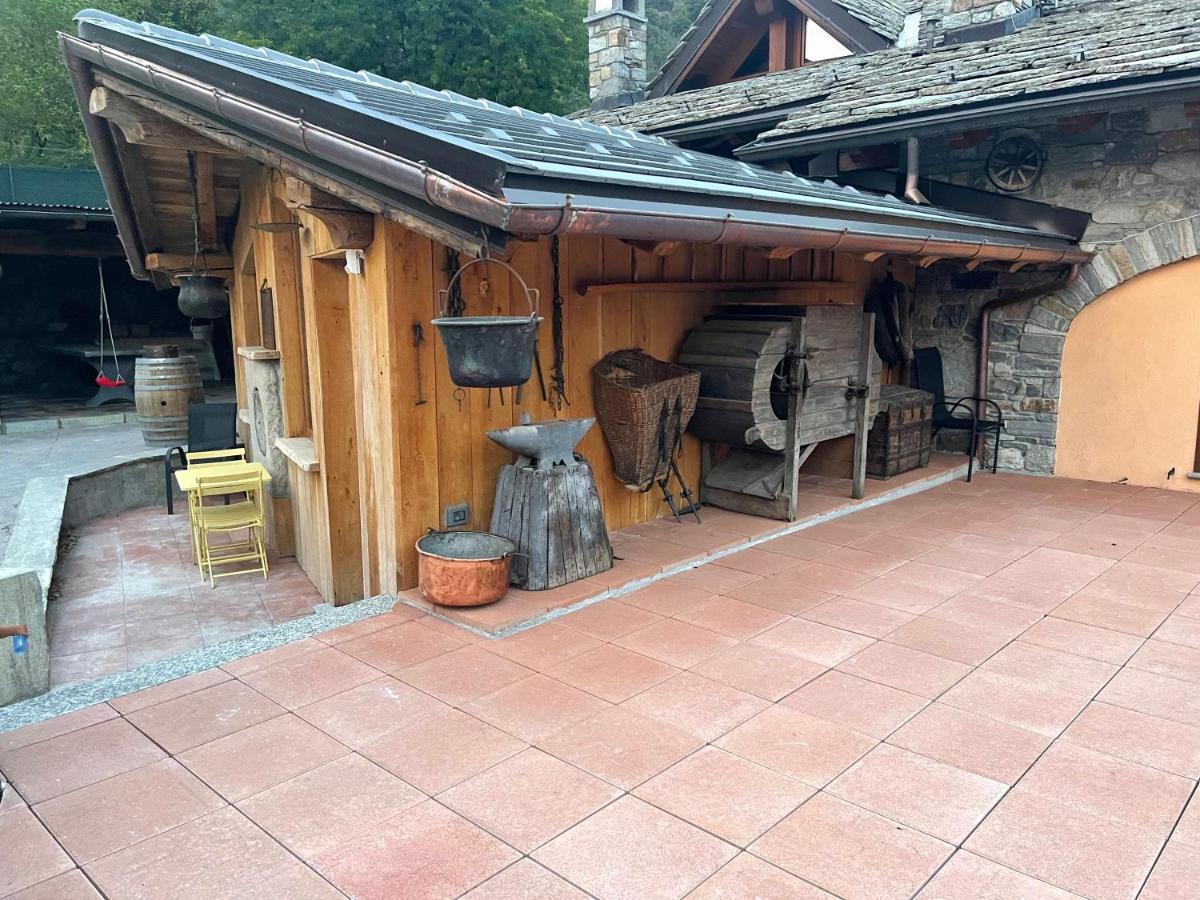 Profumo Di Legno Apartment Aosta Exterior photo